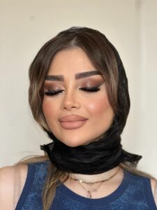 آرایش ساده و روزانه در تفاوت آرایش روزانه و آرایش حرفهای سالن زیبایی